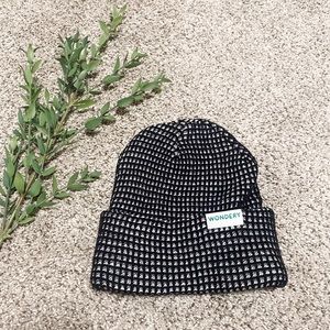 Wondery Black Beanie